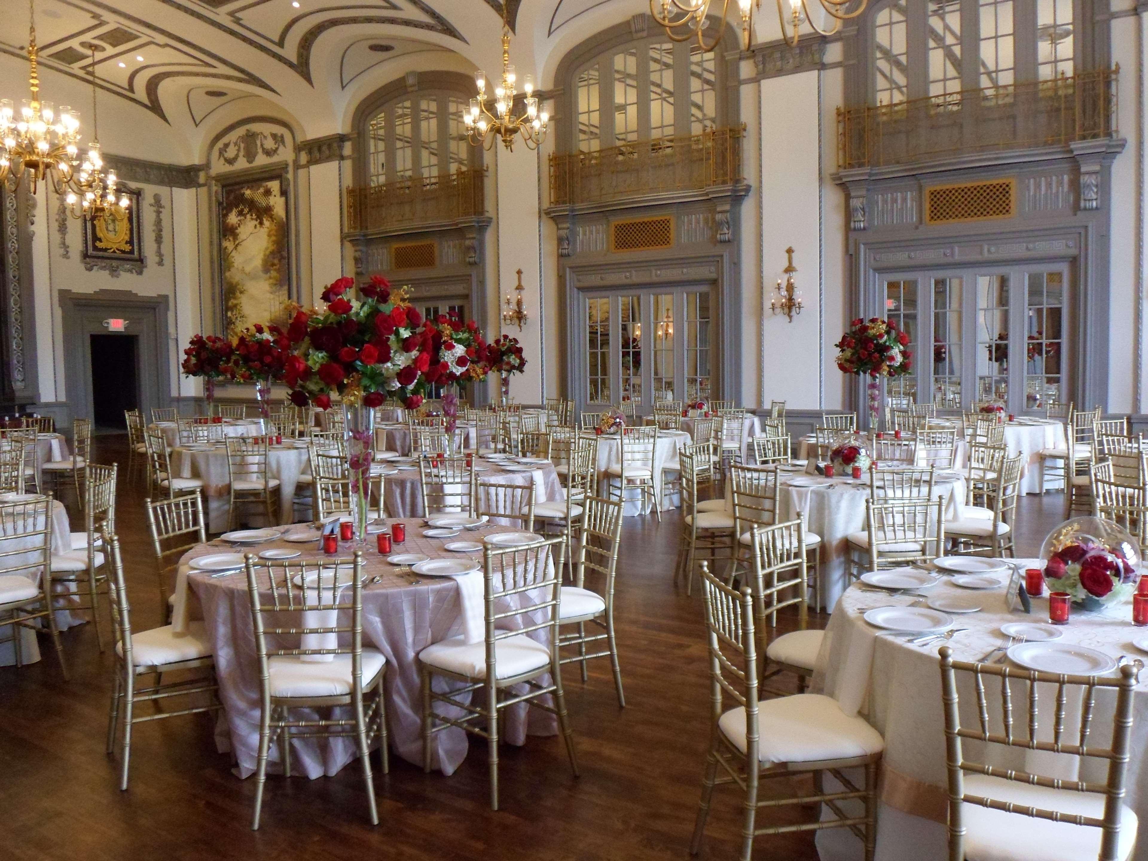 The Tudor Arms Hotel Cleveland - A Doubletree By Hilton Exteriér fotografie