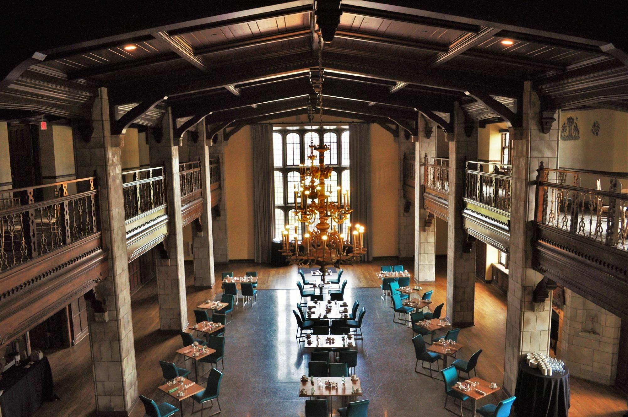 The Tudor Arms Hotel Cleveland - A Doubletree By Hilton Exteriér fotografie